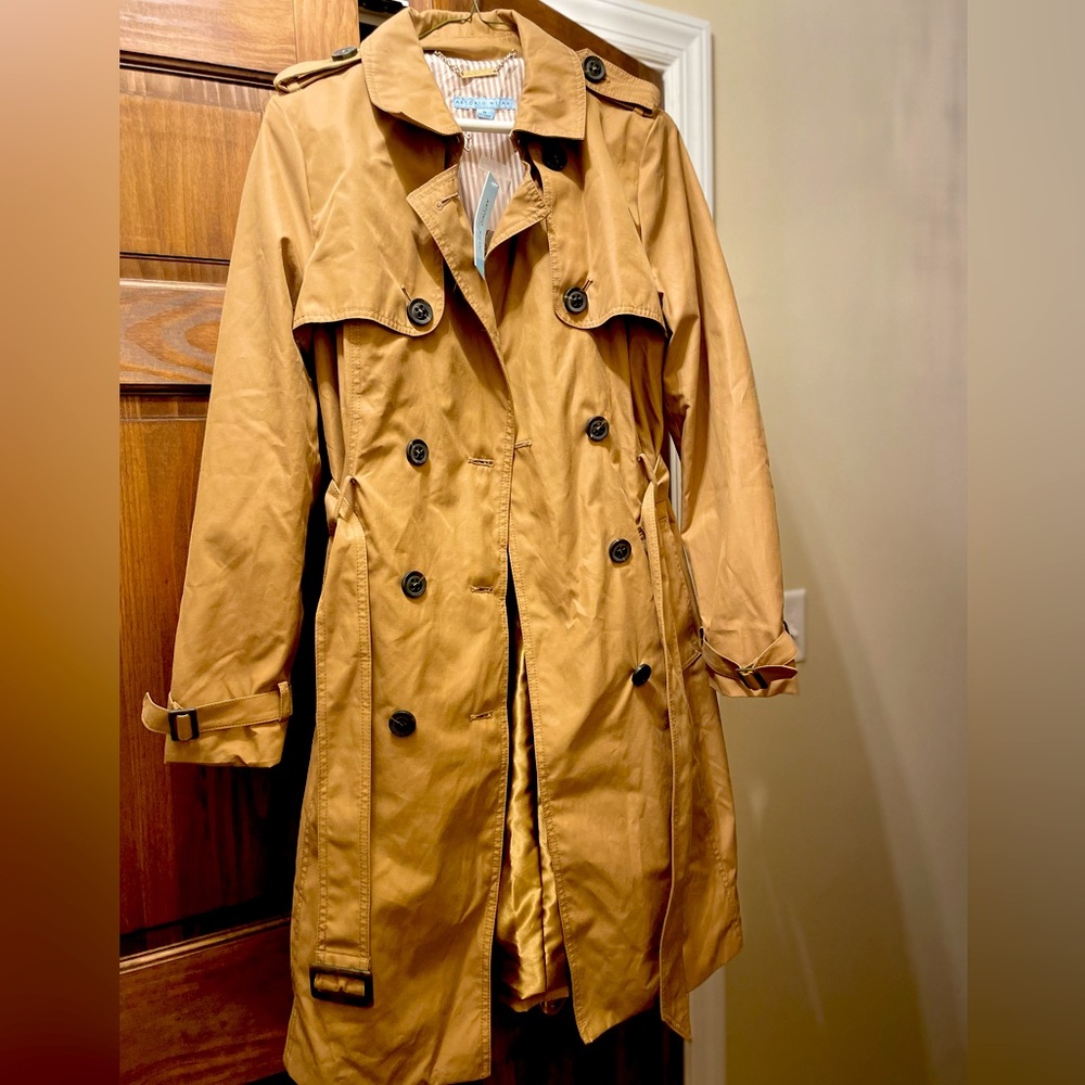 Brand new Antonio Melani trench coat in perfect condition!